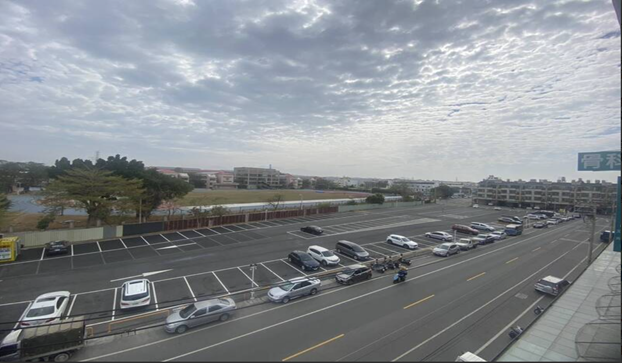 仁武區中華路停車場
