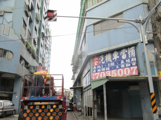 太陽能警示號誌