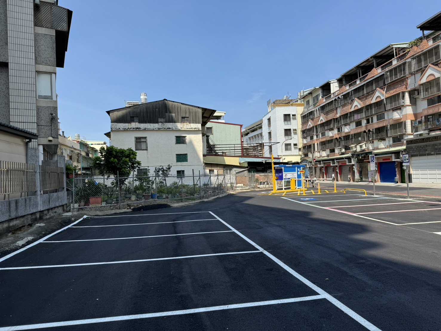 宜舍楠梓莒光公園停車場