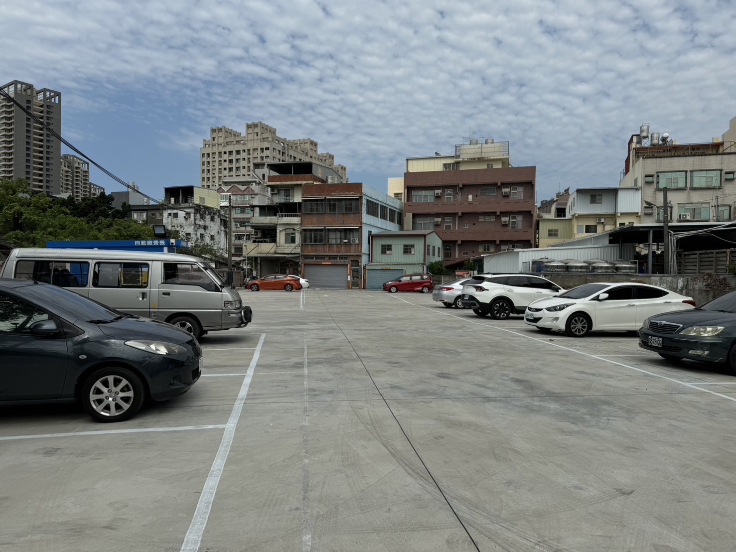 宜舍鳳山黃埔新村二停車場