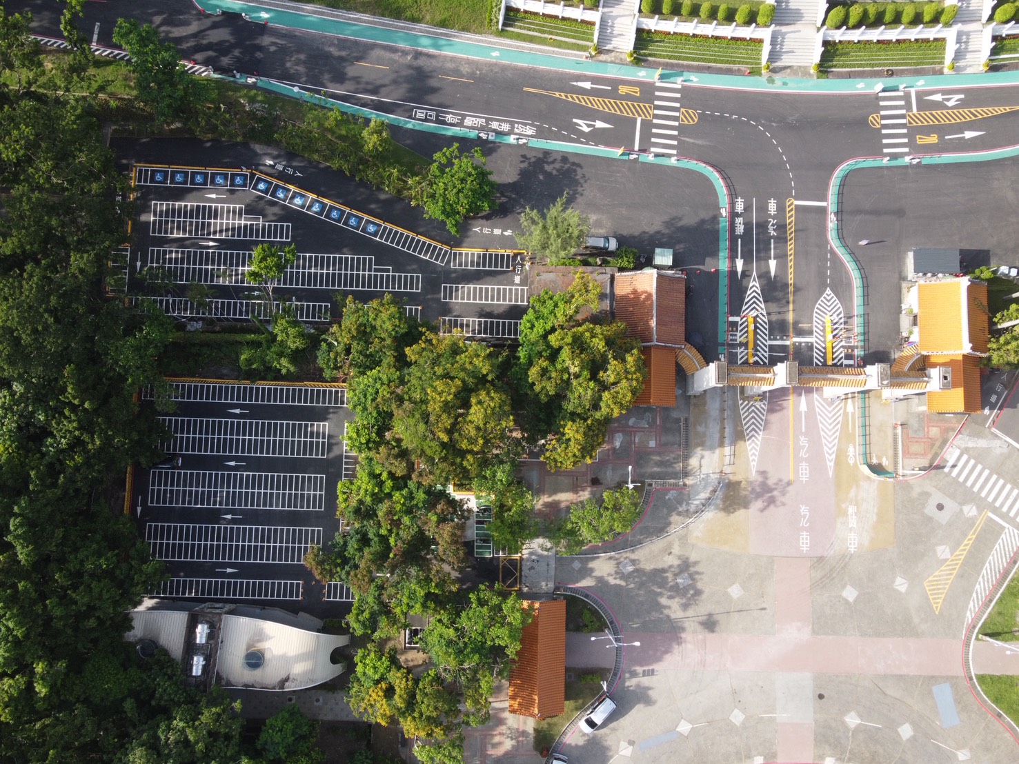 Motorcycle Parking Lot Adjacent to the Main Entrance of Chengcing Lake Scenic Area