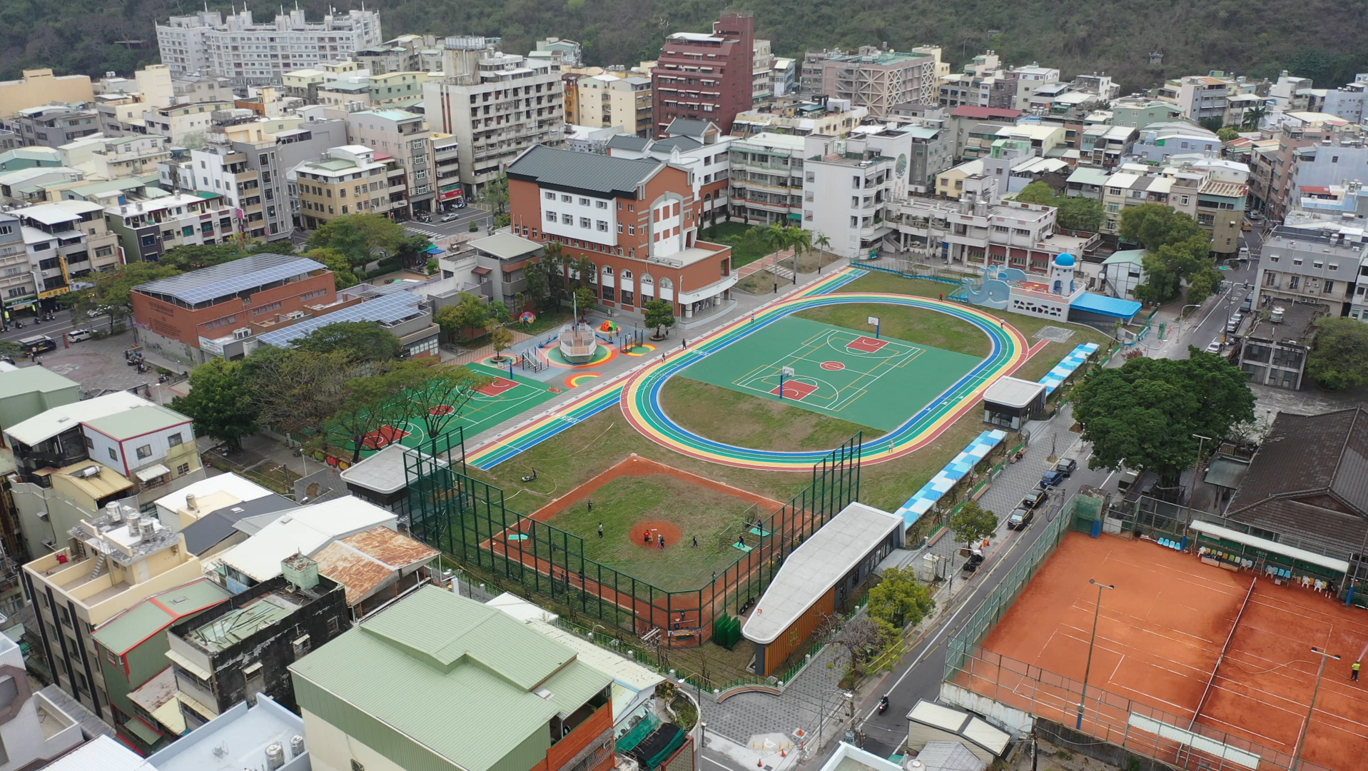 立體停車場興建計畫-鼓山國小操場地下停車場-1