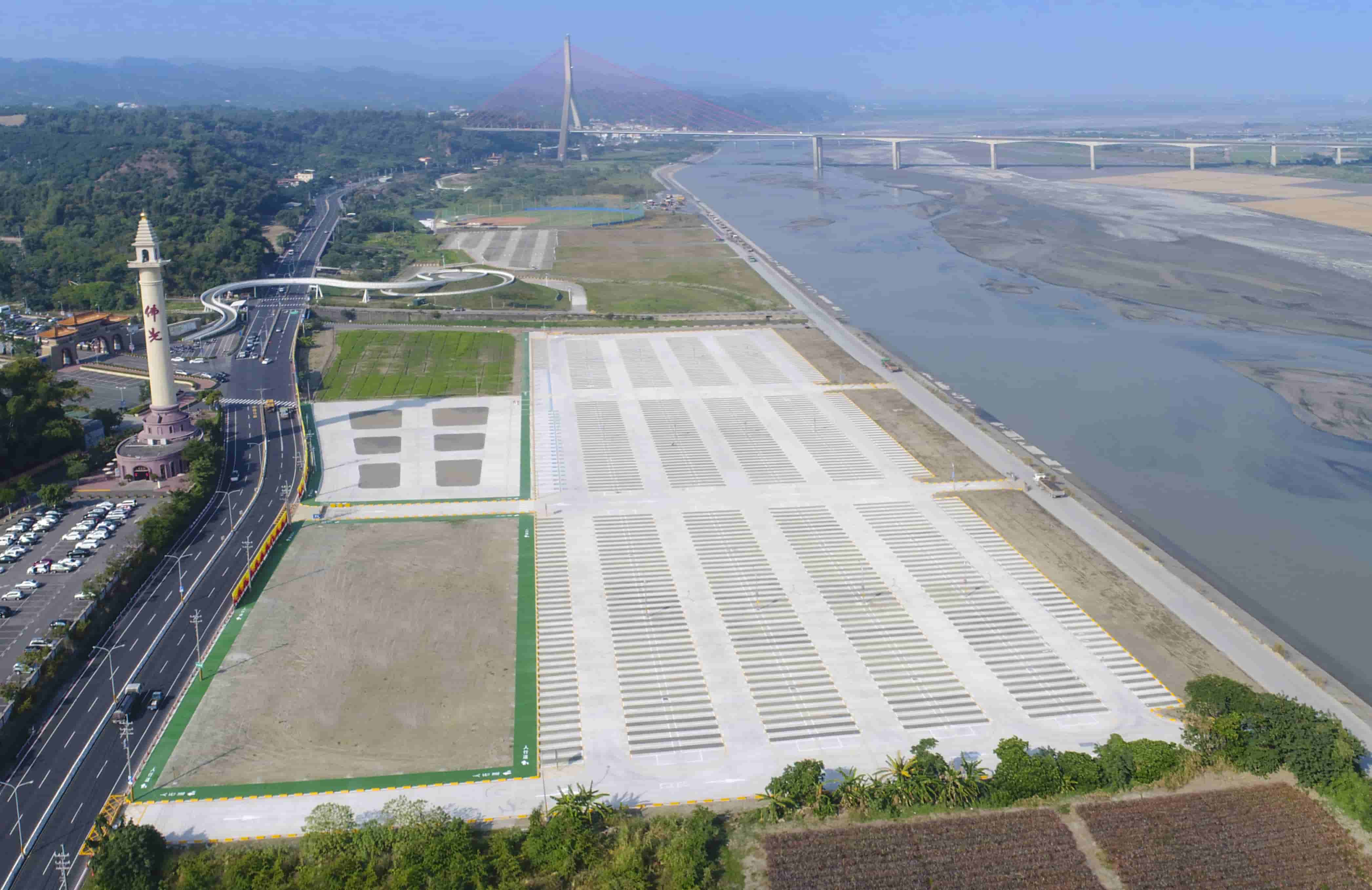 統嶺社區南側公有停車場